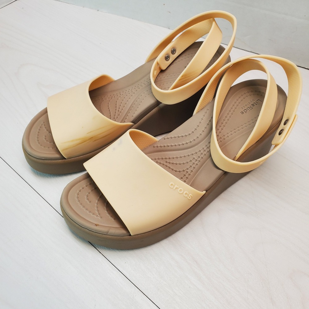 Crocs LiteRide Women 8 Cream Taupe Platform Wedge Sandal Adjustable Strap Boho